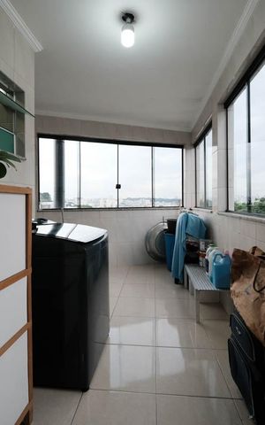Casa à venda com 100m², 2 quartos e 2 vagasSuíte 2