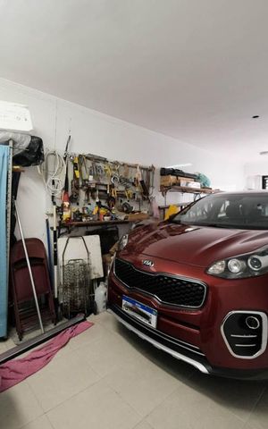Casa à venda com 100m², 2 quartos e 2 vagasGaragem