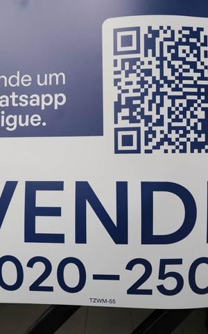 Casa à venda com 100m², 2 quartos e 2 vagasFachada