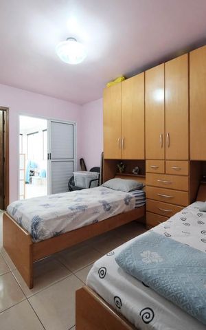 Casa à venda com 100m², 2 quartos e 2 vagasSuíte 2