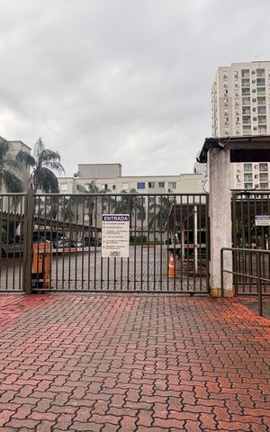 Apartamento para alugar com 50m², 2 quartos e 1 vaga Apartamento para alugar com 50m², 2 quartos e 1 vagaFachada