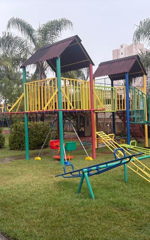 Apartamento para alugar com 50m², 2 quartos e 1 vaga Apartamento para alugar com 50m², 2 quartos e 1 vagaÁrea comum - Playground