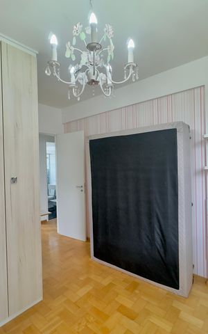 Casa de condomínio à venda com 174m², 3 quartos e 4 vagas Casa de condomínio à venda com 174m², 3 quartos e 4 vagasQuarto 2