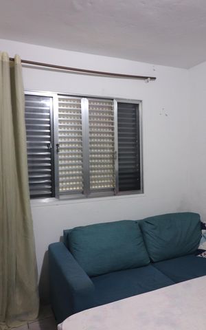 Casa à venda com 214m², 4 quartos e 2 vagasQuarto 5