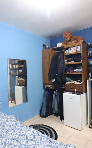 Casa à venda com 214m², 4 quartos e 2 vagasQuarto 4