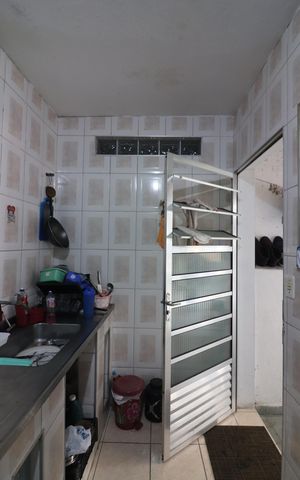 Casa à venda com 214m², 4 quartos e 2 vagasCozinha 1