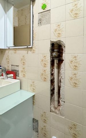 Casa à venda com 100m², 3 quartos e 2 vagas Casa à venda com 100m², 3 quartos e 2 vagasBanheiro Social