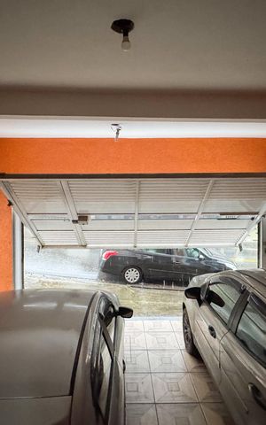 Casa à venda com 100m², 3 quartos e 2 vagas Casa à venda com 100m², 3 quartos e 2 vagasVista - Quarto 1