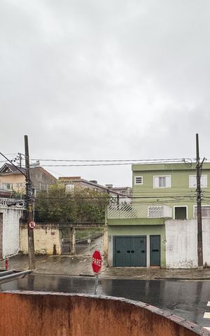 Casa à venda com 100m², 3 quartos e 2 vagas Casa à venda com 100m², 3 quartos e 2 vagasVista - Sala