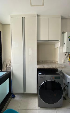 Apartamento à venda com 72m², 2 quartos e 1 vagaÁrea de Serviço