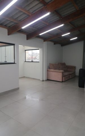 Apartamento à venda com 99m², 2 quartos e 1 vagaÁrea de Serviço