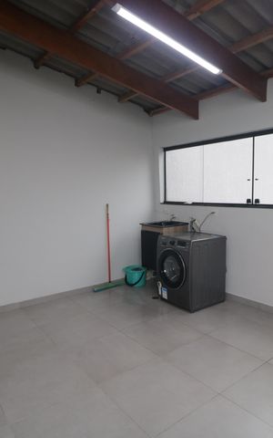 Apartamento à venda com 99m², 2 quartos e 1 vagaÁrea de Serviço