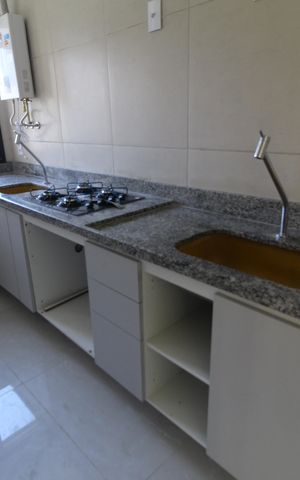 Apartamento para alugar com 68m², 2 quartos e 1 vagaCozinha e Área de Serviço