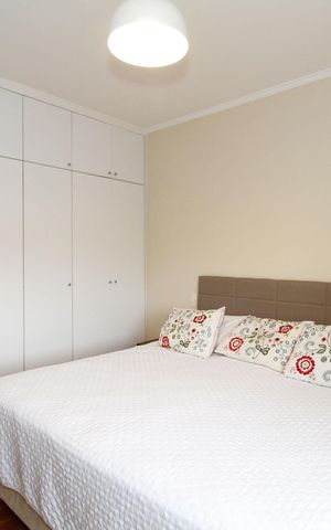 Apartamento à venda com 155m², 3 quartos e 2 vagas Apartamento à venda com 155m², 3 quartos e 2 vagasSuíte