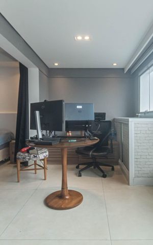 Studio à venda com 33m², 1 quarto e 1 vaga Studio à venda com 33m², 1 quarto e 1 vagaVaranda