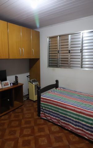 Casa à venda com 203m², 3 quartos e 2 vagasQuarto 3
