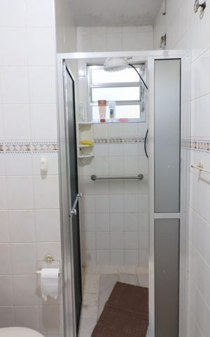 Casa à venda com 203m², 3 quartos e 2 vagasBanheiro 2