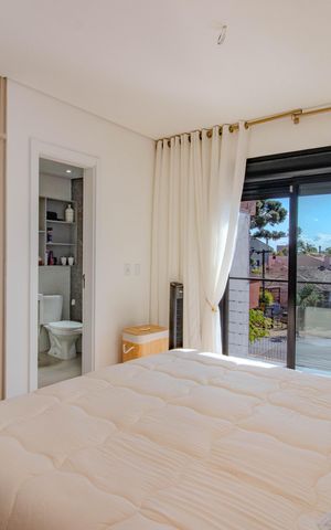 Casa à venda com 210m², 3 quartos e 4 vagas Casa à venda com 210m², 3 quartos e 4 vagasSuíte 3