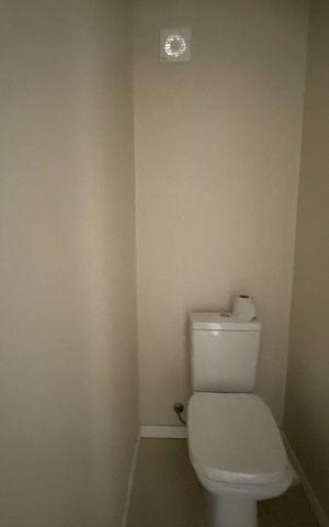 Casa à venda com 148m², 3 quartos e 2 vagas