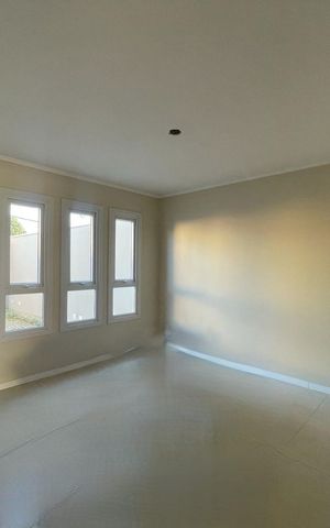 Casa à venda com 148m², 3 quartos e 2 vagas