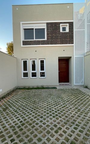 Casa à venda com 148m², 3 quartos e 2 vagas