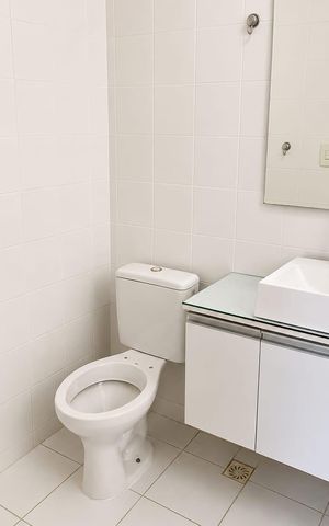 Apartamento para alugar com 78m², 3 quartos e 2 vagas Apartamento para alugar com 78m², 3 quartos e 2 vagasBanheiro social