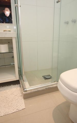 Casa de condomínio à venda com 220m², 4 quartos e 3 vagasBanheiro da Suíte 3