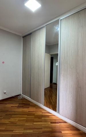 Apartamento à venda com 72m², 3 quartos e 2 vagas Apartamento à venda com 72m², 3 quartos e 2 vagasQuarto 1