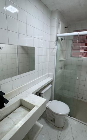 Apartamento à venda com 72m², 3 quartos e 2 vagas Apartamento à venda com 72m², 3 quartos e 2 vagasBanheiro 2