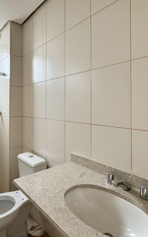 Apartamento à venda com 83m², 3 quartos e 2 vagas Apartamento à venda com 83m², 3 quartos e 2 vagasBanheiro Social