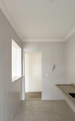 Apartamento à venda com 83m², 3 quartos e 2 vagas Apartamento à venda com 83m², 3 quartos e 2 vagasCozinha
