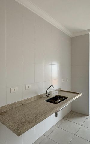 Apartamento à venda com 83m², 3 quartos e 2 vagas Apartamento à venda com 83m², 3 quartos e 2 vagasCozinha