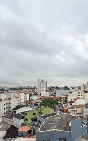 Apartamento à venda com 83m², 3 quartos e 2 vagas Apartamento à venda com 83m², 3 quartos e 2 vagasVista - Sacada