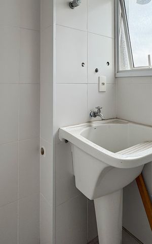 Apartamento à venda com 83m², 3 quartos e 2 vagas Apartamento à venda com 83m², 3 quartos e 2 vagasÁrea de Serviço