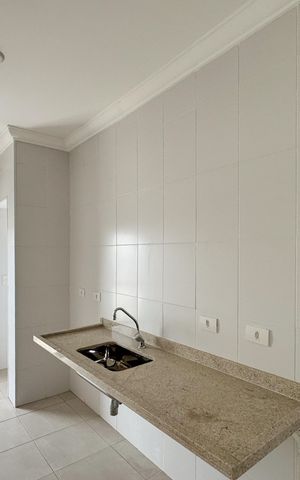 Apartamento à venda com 83m², 3 quartos e 2 vagas Apartamento à venda com 83m², 3 quartos e 2 vagasCozinha