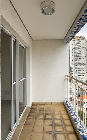 Apartamento à venda com 83m², 3 quartos e 2 vagas Apartamento à venda com 83m², 3 quartos e 2 vagasSacada