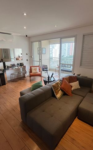 Apartamento à venda com 118m², 3 quartos e 2 vagasSala de TV
