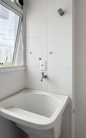 Apartamento à venda com 83m², 3 quartos e 2 vagas Apartamento à venda com 83m², 3 quartos e 2 vagasÁrea de Serviço