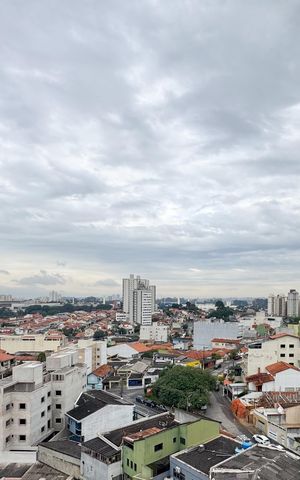 Apartamento à venda com 83m², 3 quartos e 2 vagas Apartamento à venda com 83m², 3 quartos e 2 vagasVista - Sacada