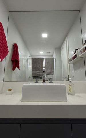 Apartamento para alugar com 90m², 3 quartos e 1 vaga Apartamento para alugar com 90m², 3 quartos e 1 vagaBanheiro da suíte