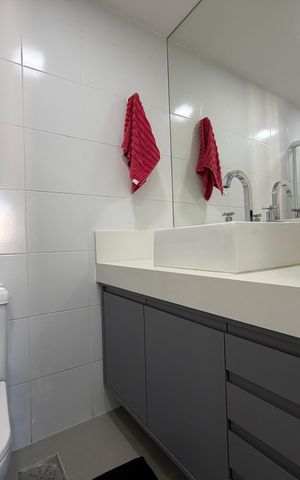 Apartamento para alugar com 90m², 3 quartos e 1 vaga Apartamento para alugar com 90m², 3 quartos e 1 vagaBanheiro da suíte