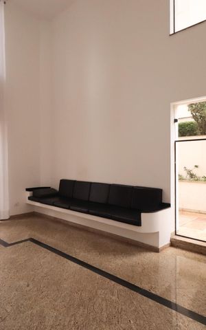 Apartamento à venda com 191m², 4 quartos e 3 vagas Apartamento à venda com 191m², 4 quartos e 3 vagasÁrea comum - Salão de festas