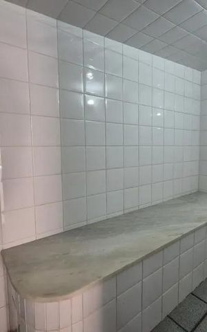 Casa à venda com 415m², 3 quartos e 3 vagas Casa à venda com 415m², 3 quartos e 3 vagasÁrea comum