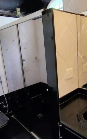 Casa à venda com 415m², 3 quartos e 3 vagas Casa à venda com 415m², 3 quartos e 3 vagasBanheiro