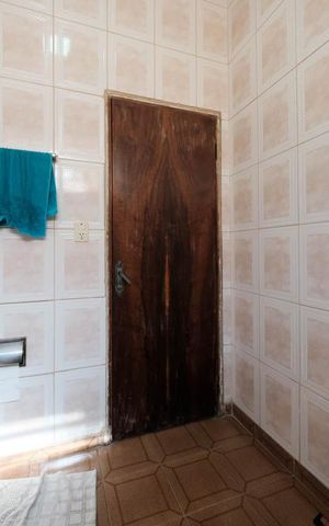 Casa para alugar com 403m², 4 quartos e 4 vagasBanheiro 2