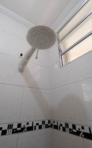 Casa para alugar com 403m², 4 quartos e 4 vagasBanheiro 1