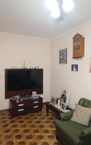 Casa à venda com 158m², 3 quartos e 2 vagasSala