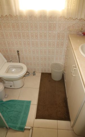 Casa à venda com 158m², 3 quartos e 2 vagasBanheiro 2