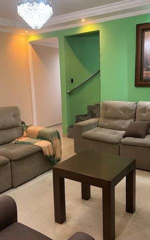 Casa para alugar com 200m², 3 quartos e 2 vagas Casa para alugar com 200m², 3 quartos e 2 vagasSala