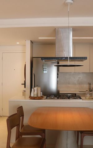 Apartamento à venda com 72m², 2 quartos e 2 vagasCozinha e Área de Serviço